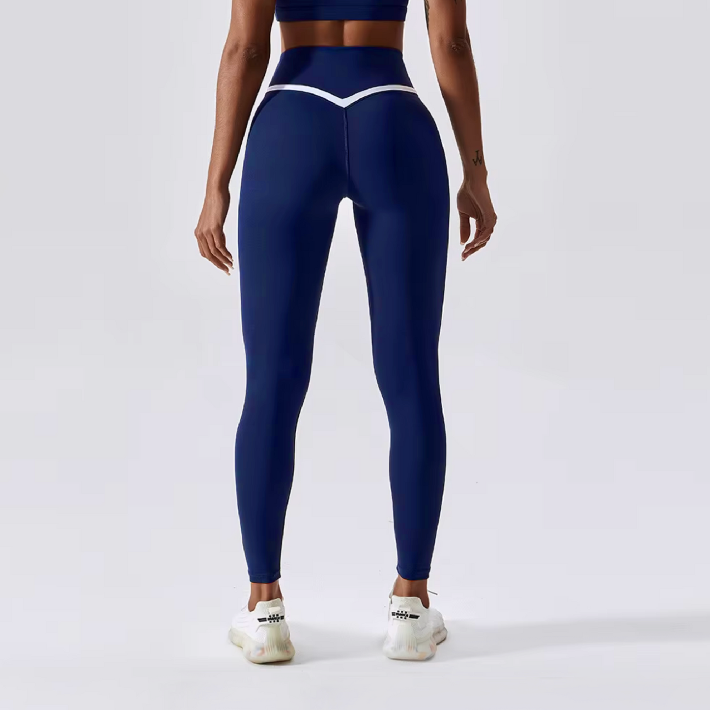 Glowy licra v-cut navy