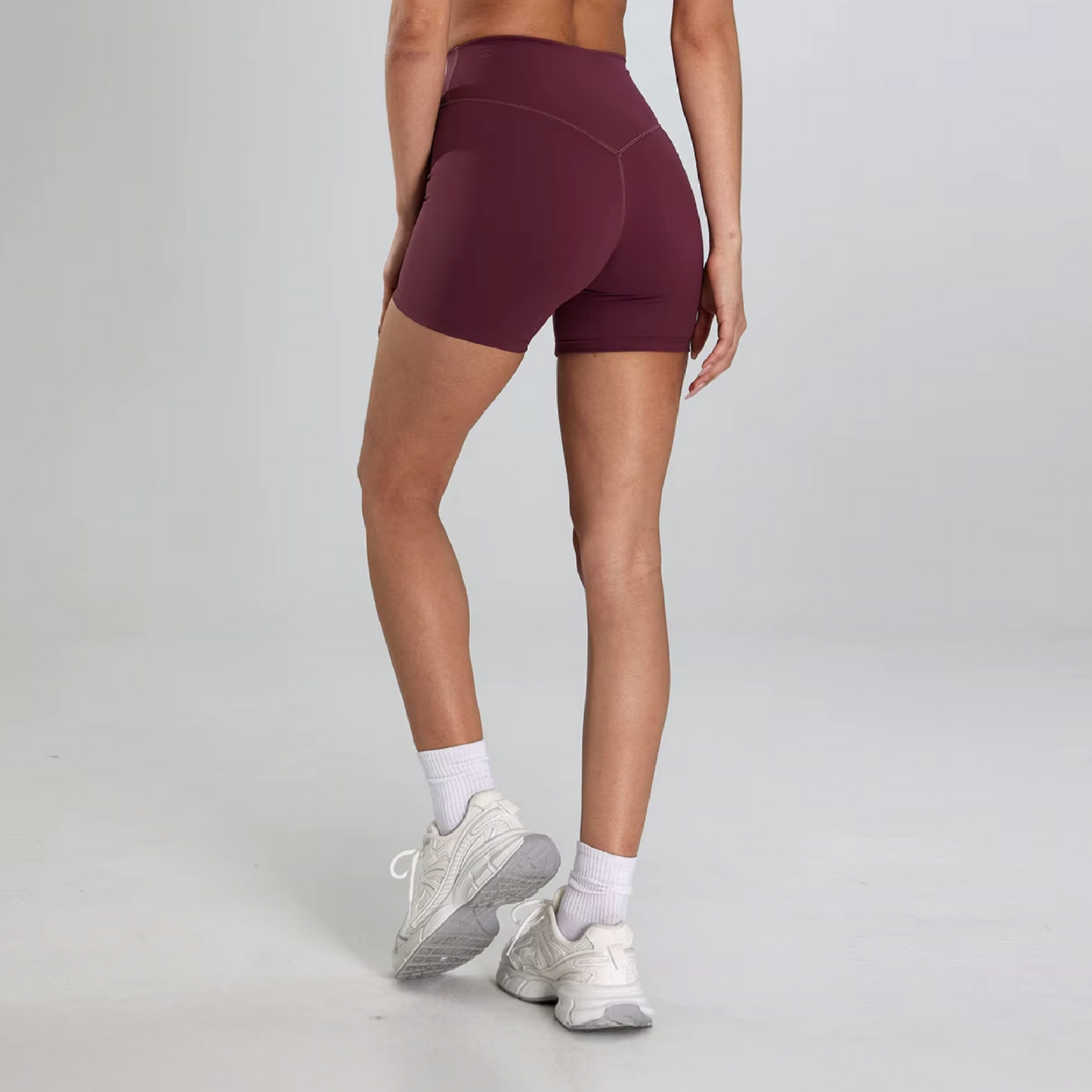Silky short garnet
