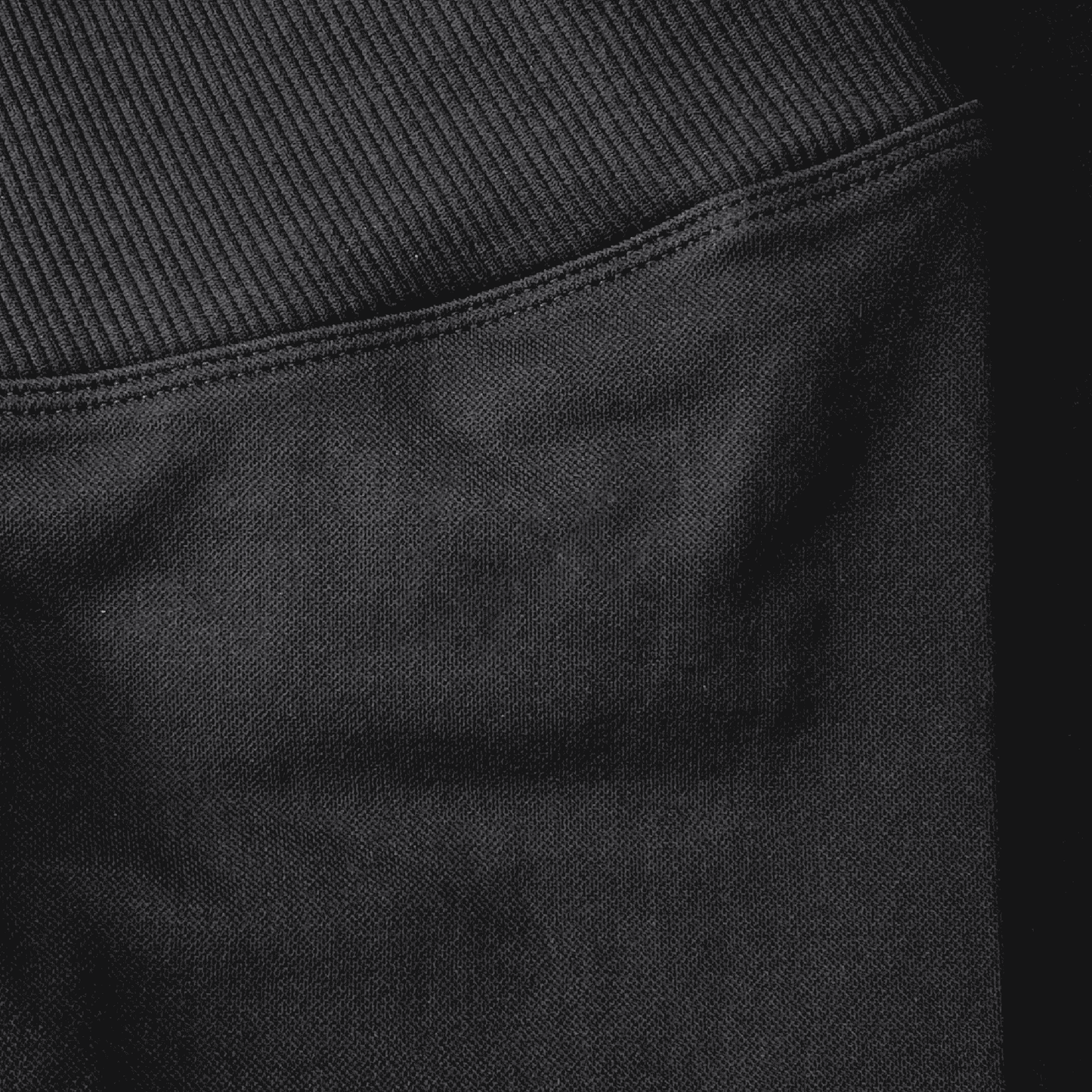 Sculpt short v-cut scrunch black