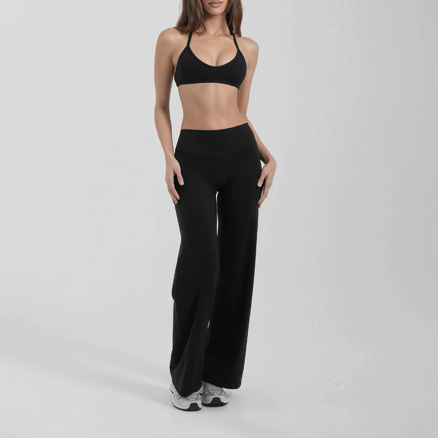 Aura crop black