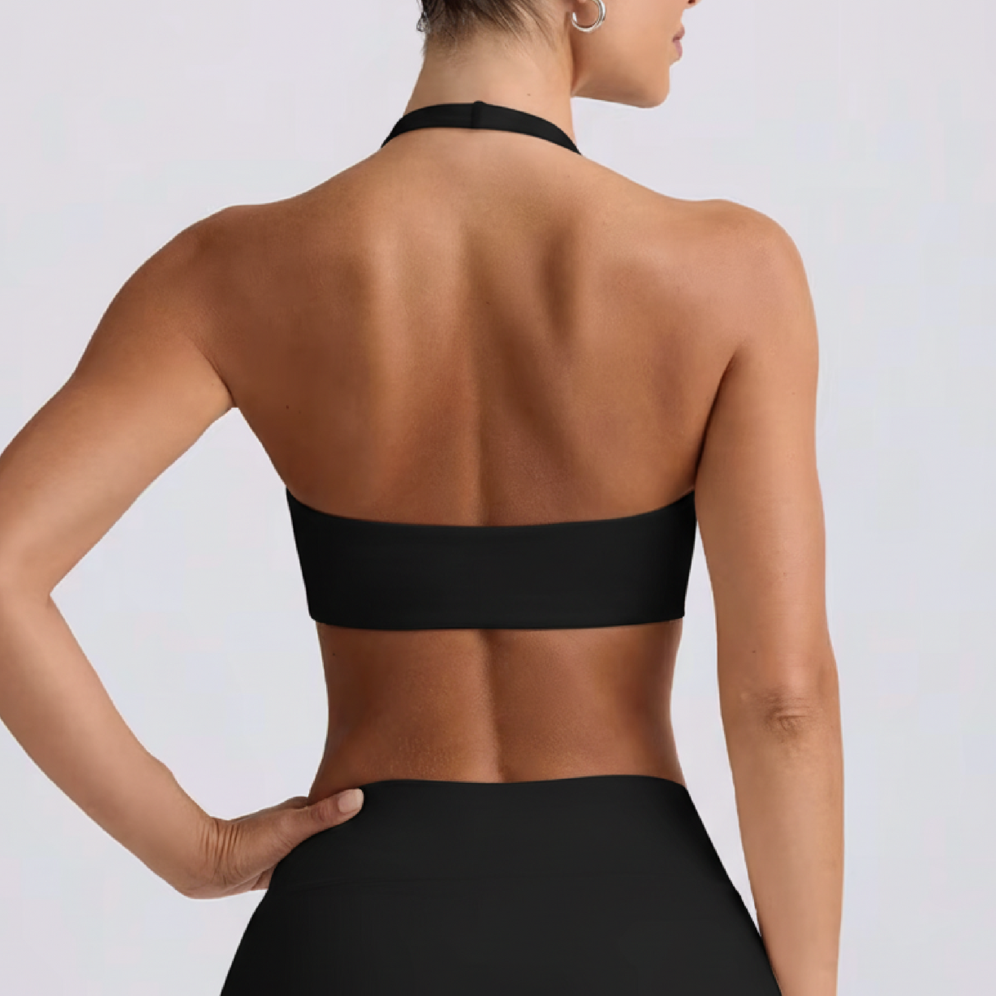 Aura top halter black