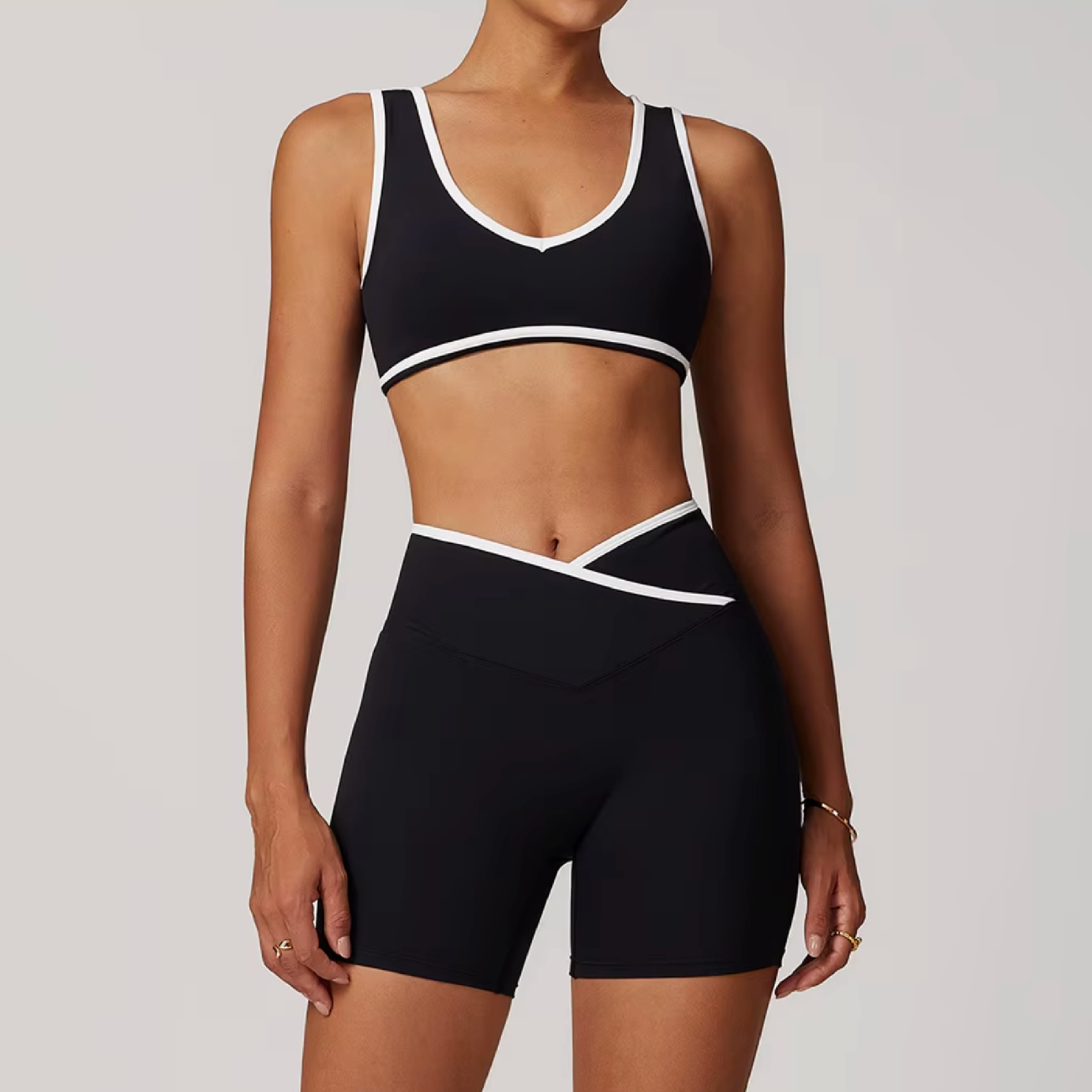 Contrast top black