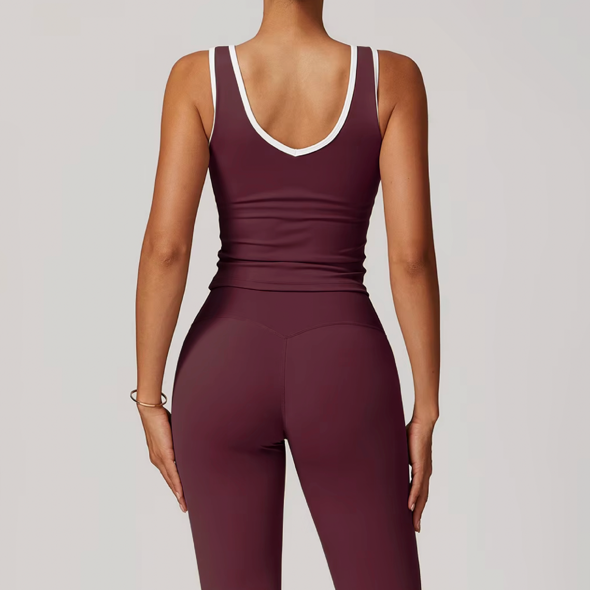 Contrast top tank garnet