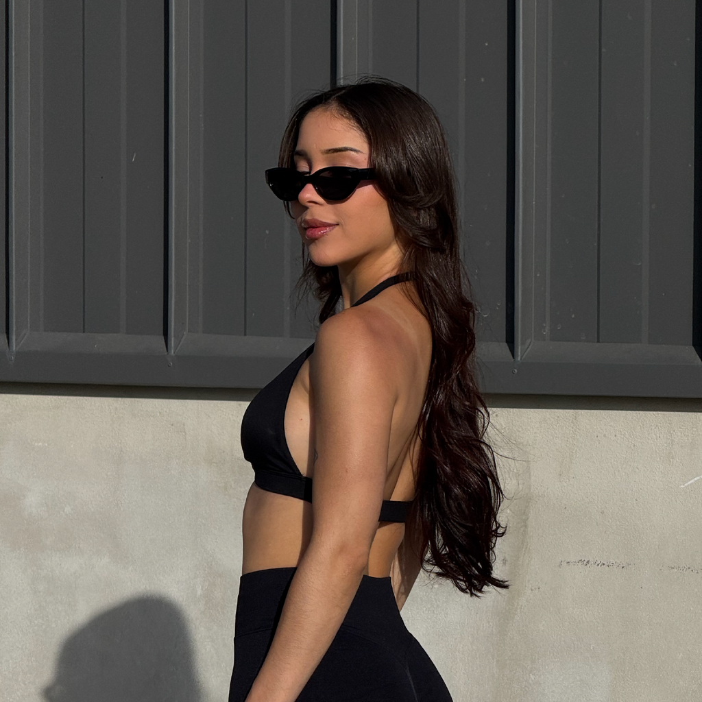 Aura top halter black