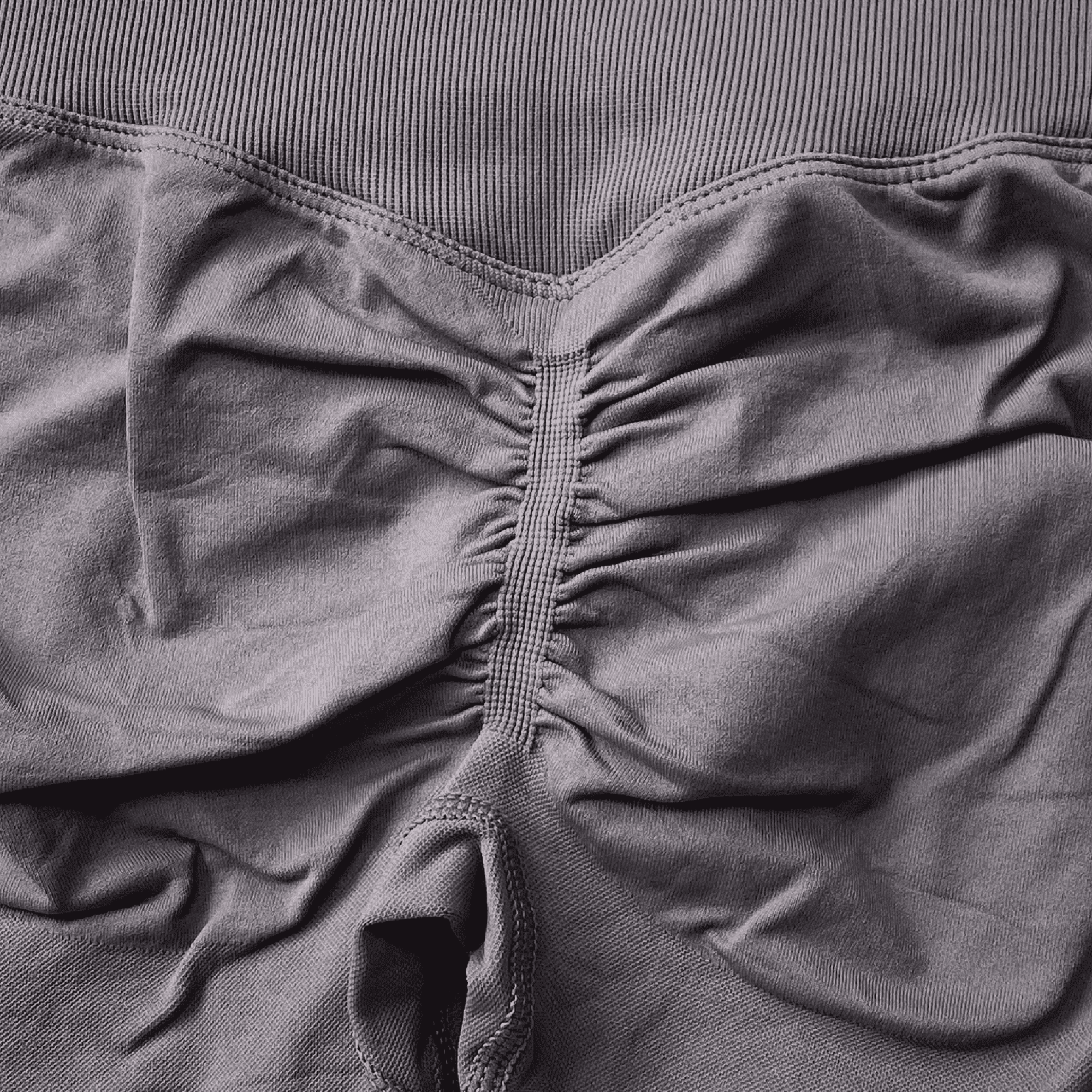 Sculpt short scrunch storm