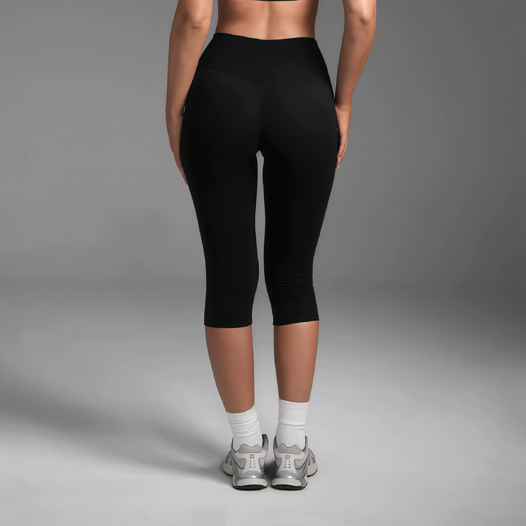 Aura licra capri black