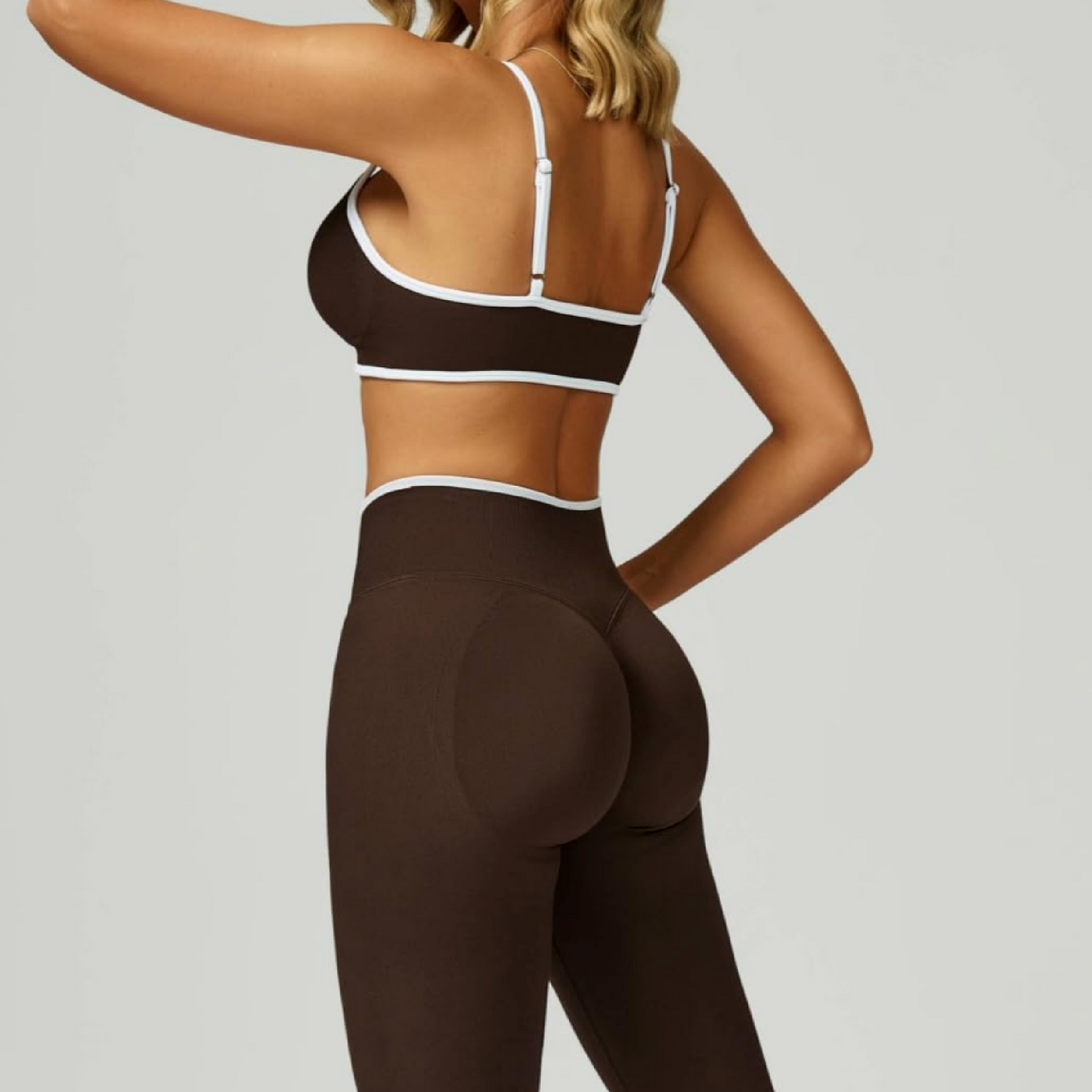 Outline top dark chocolate