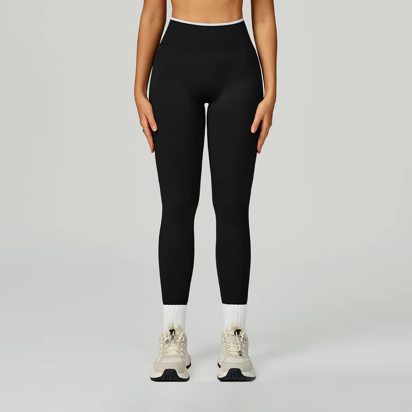 Outline licra scrunch black